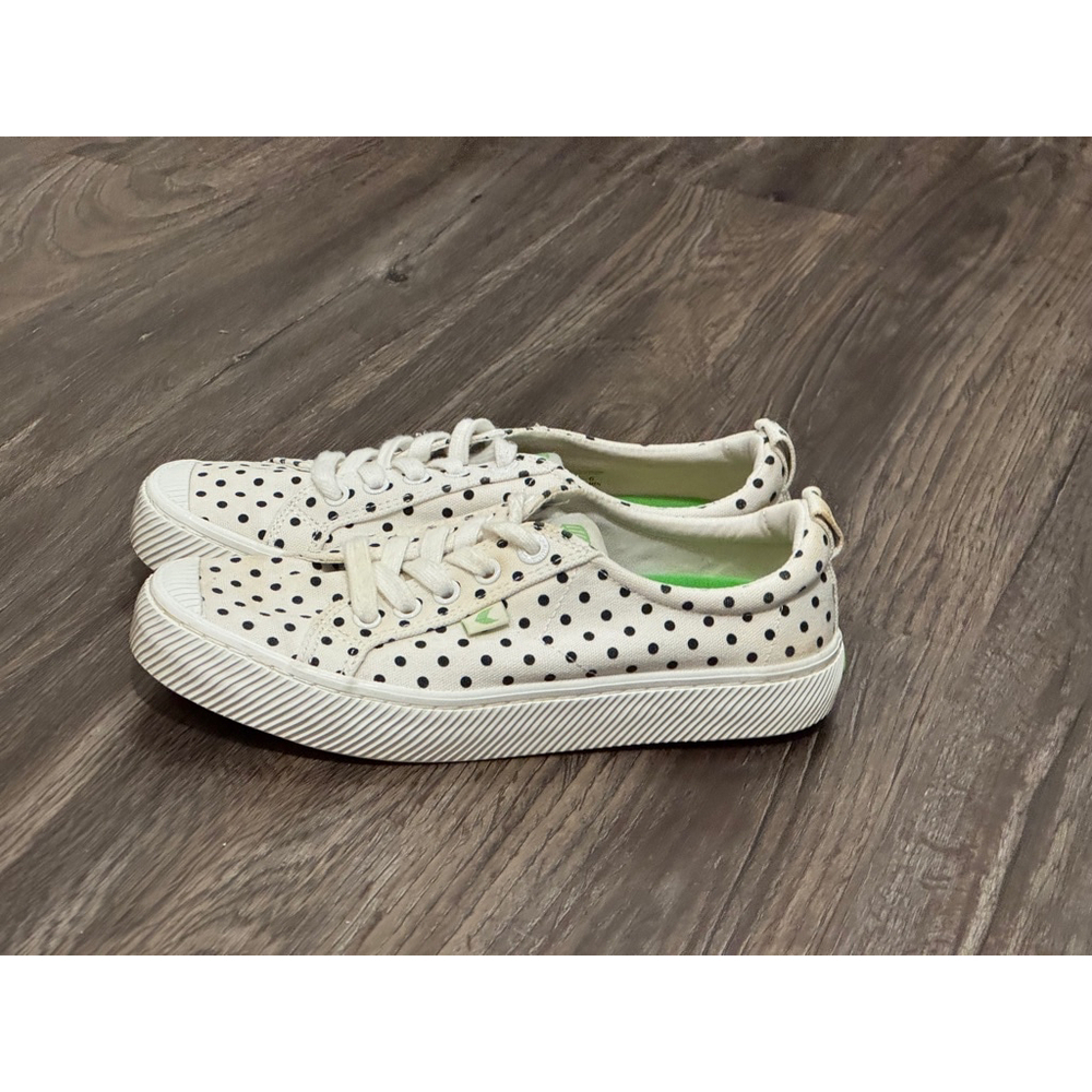 Cariuma OCA Low Polka Dot Canvas Sneakers White/Black Size 7.5W/6M​​​ - Picture 3 of 11